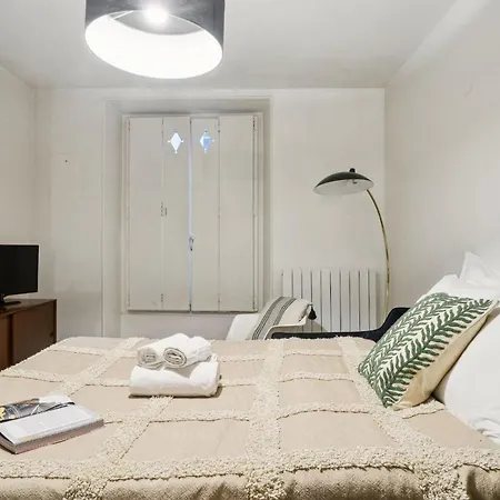 Lovely 1br By Les Halles & Louvre Paris