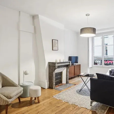 Lovely 1br By Les Halles & Louvre Paris